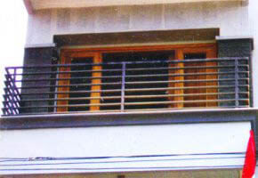 Pembuatan Model Railing Balkon Minimalis Modern